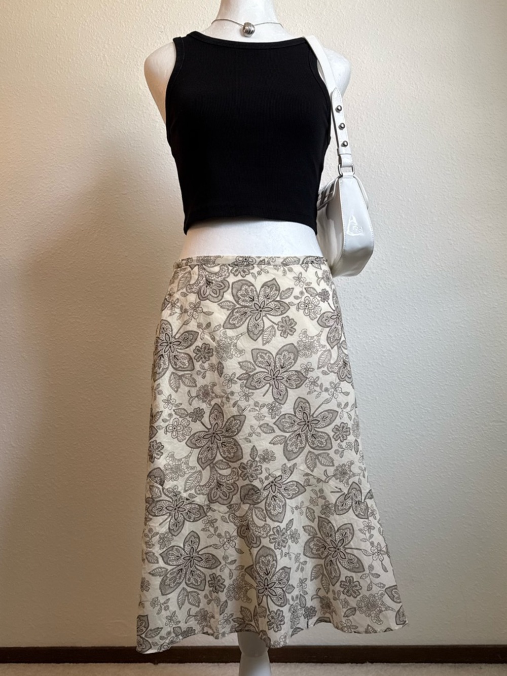 Y2K Ann Taylor Floral Midi Skirt Vintage Coquette Feminine Boho Chic 90s - Picture 3 of 8